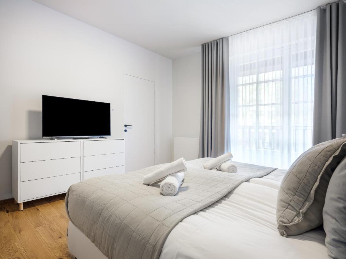 Tyzenhauz Villas Cracovie Extérieur photo